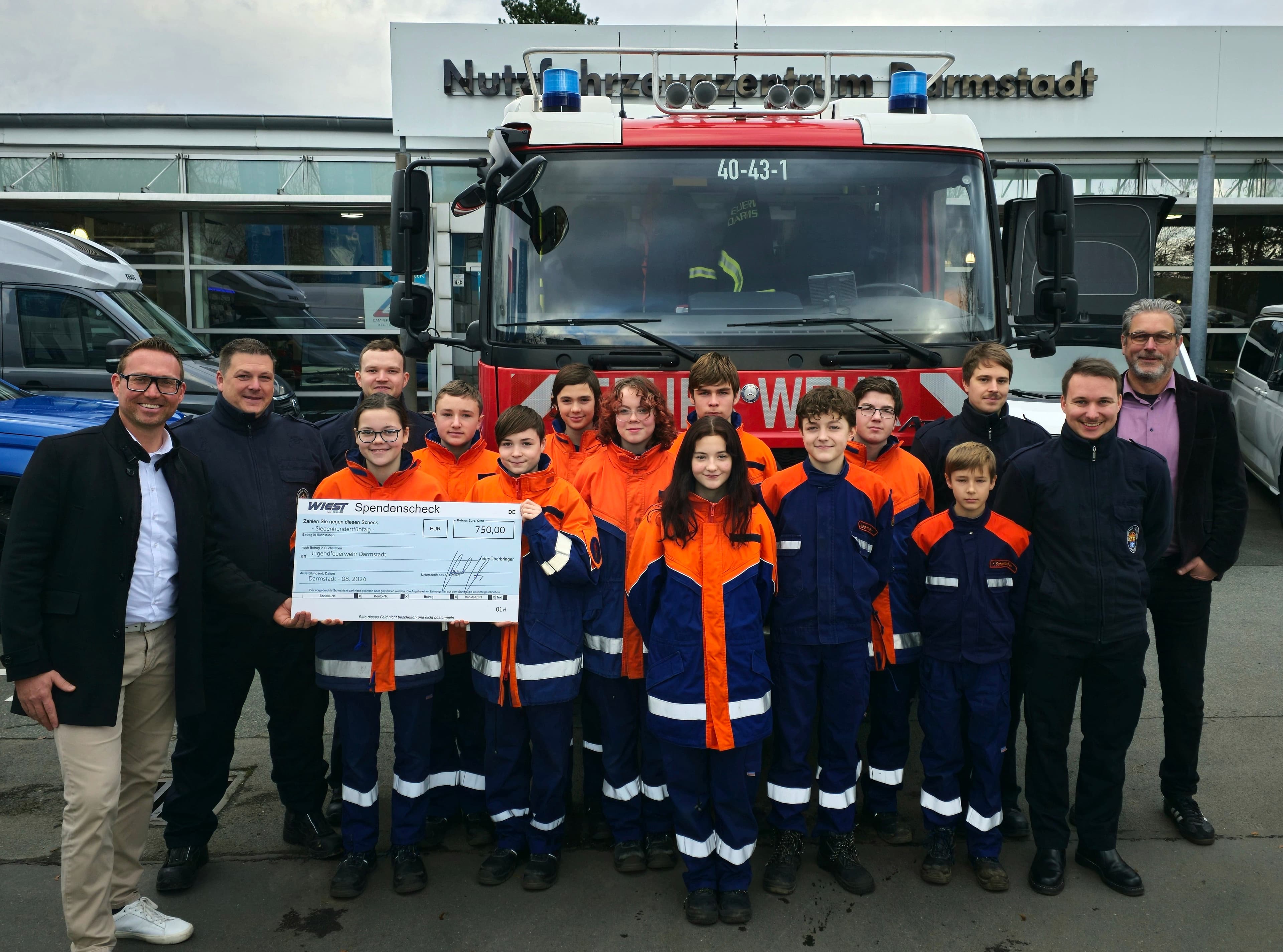 Spendenübergabe Jugendfeuerwehr